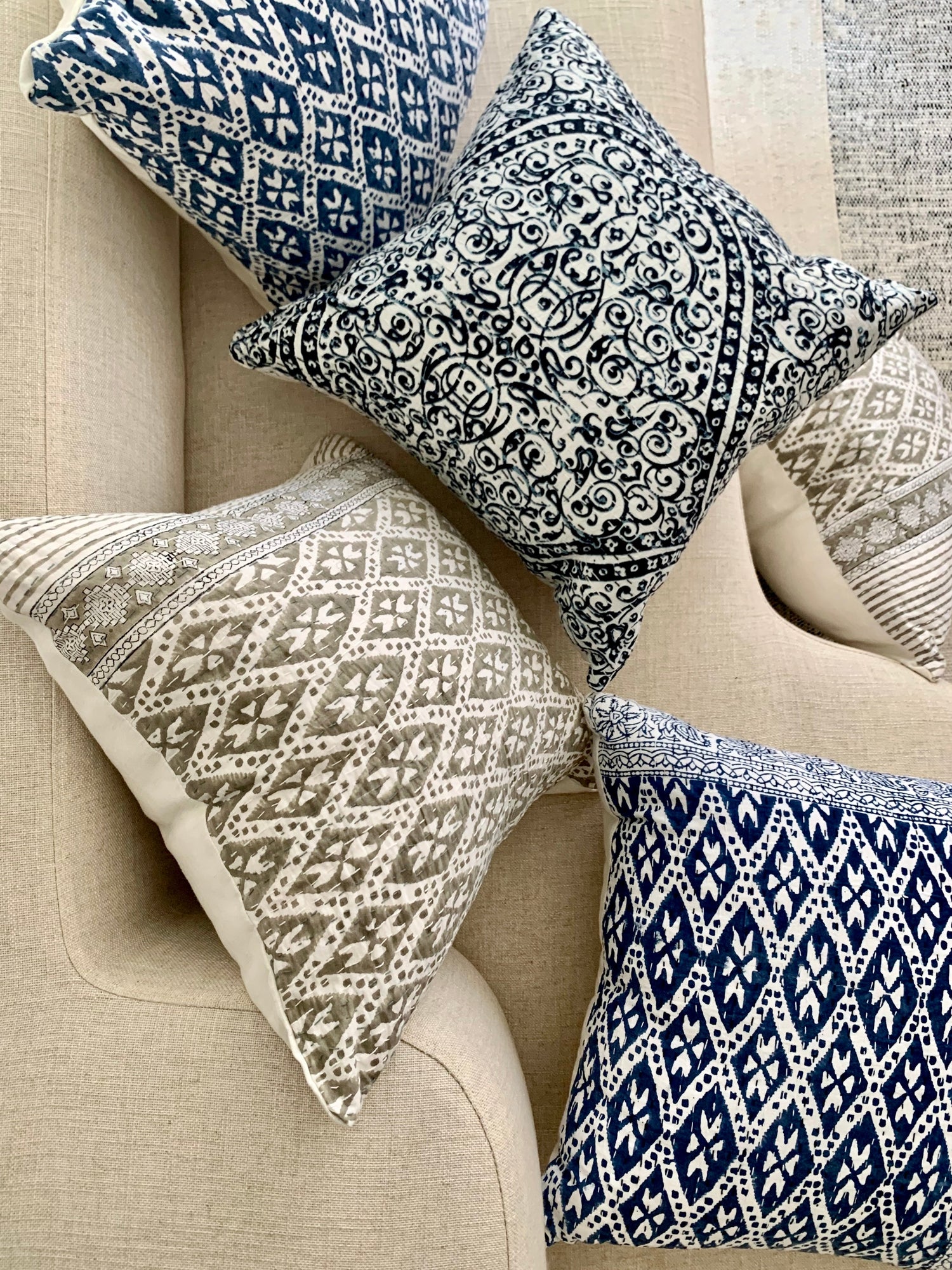 Aaoka Kantha Cushion Cover - Imli.lifestyle