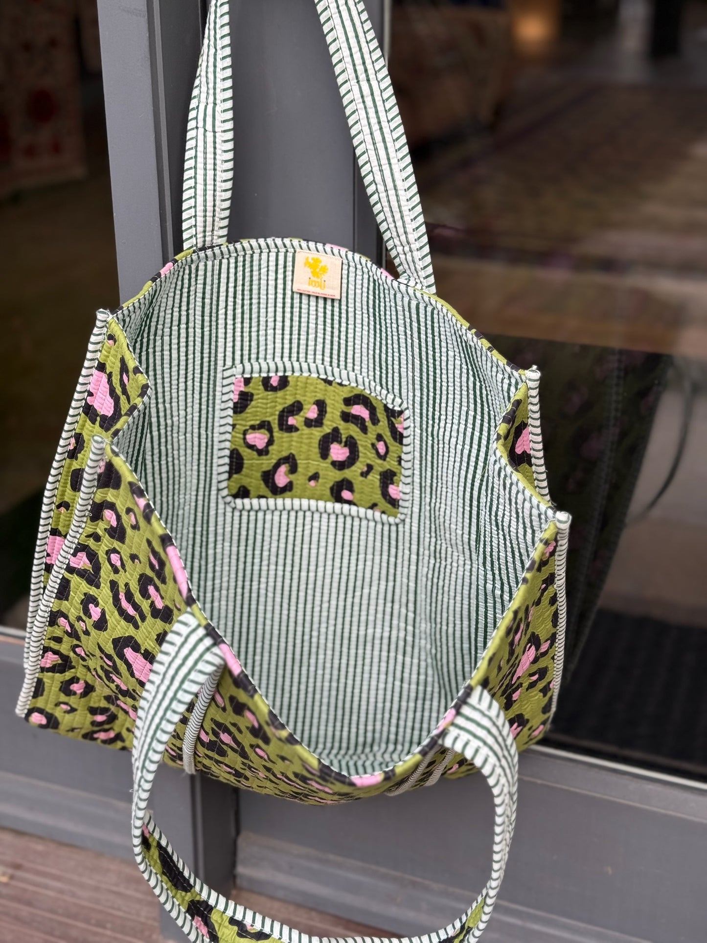 Cheetah Tote: Green