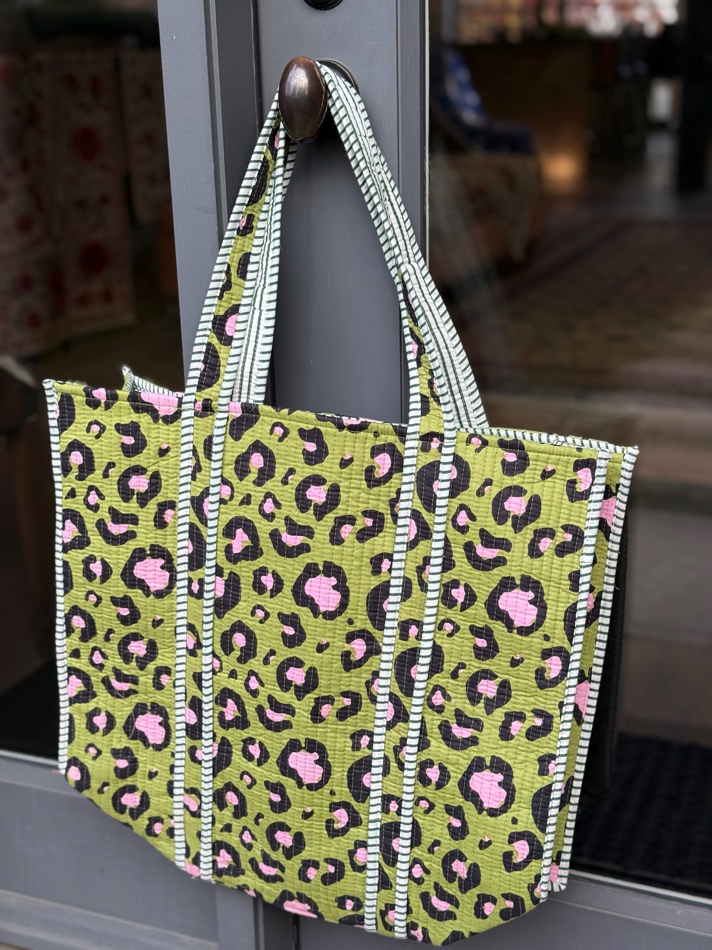 Cheetah Tote: Green
